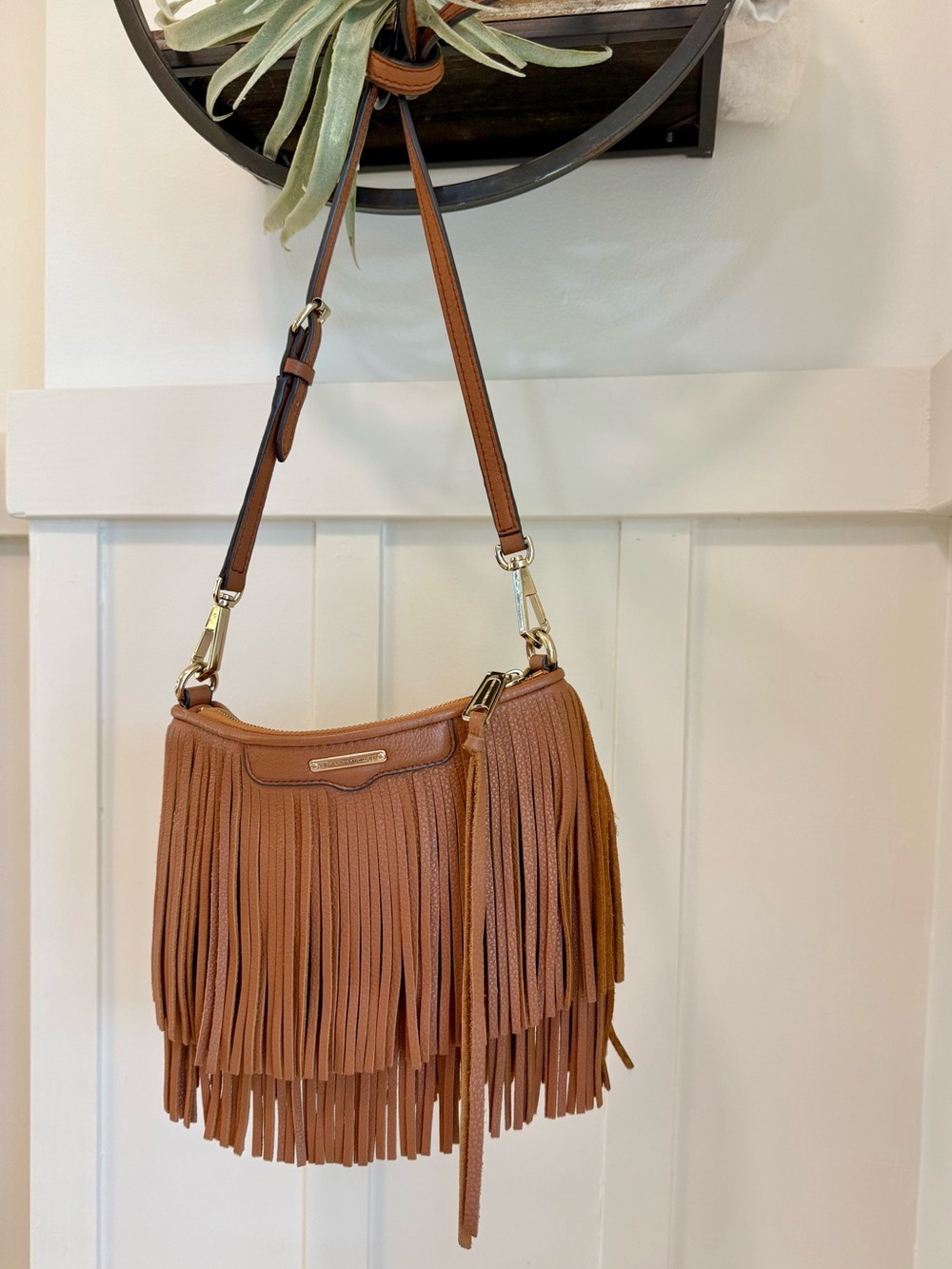 BOHO-CHIC  STATEMENT REBECCA MINKOFF TIERED LEATHER FRINGE CROSSBODY